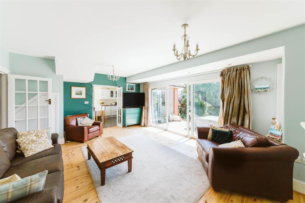 Bishop Road | Bishopston photo 3