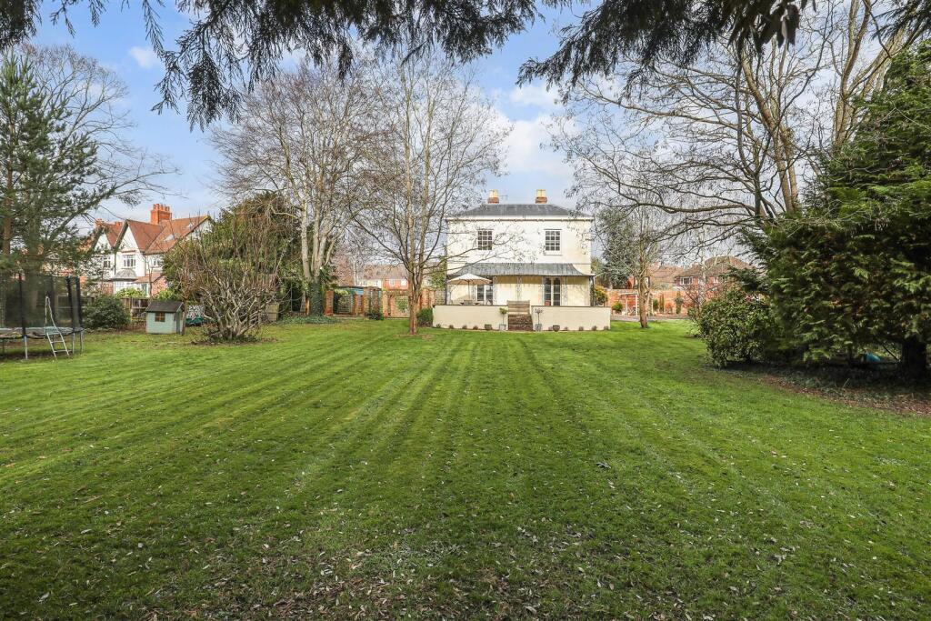 Main image of property: Bristol Road, Stonehouse