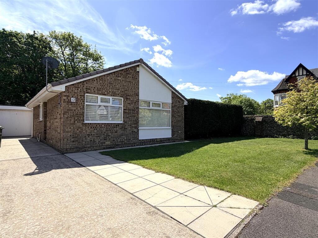 Main image of property: Cherrywood Avenue, Lytham