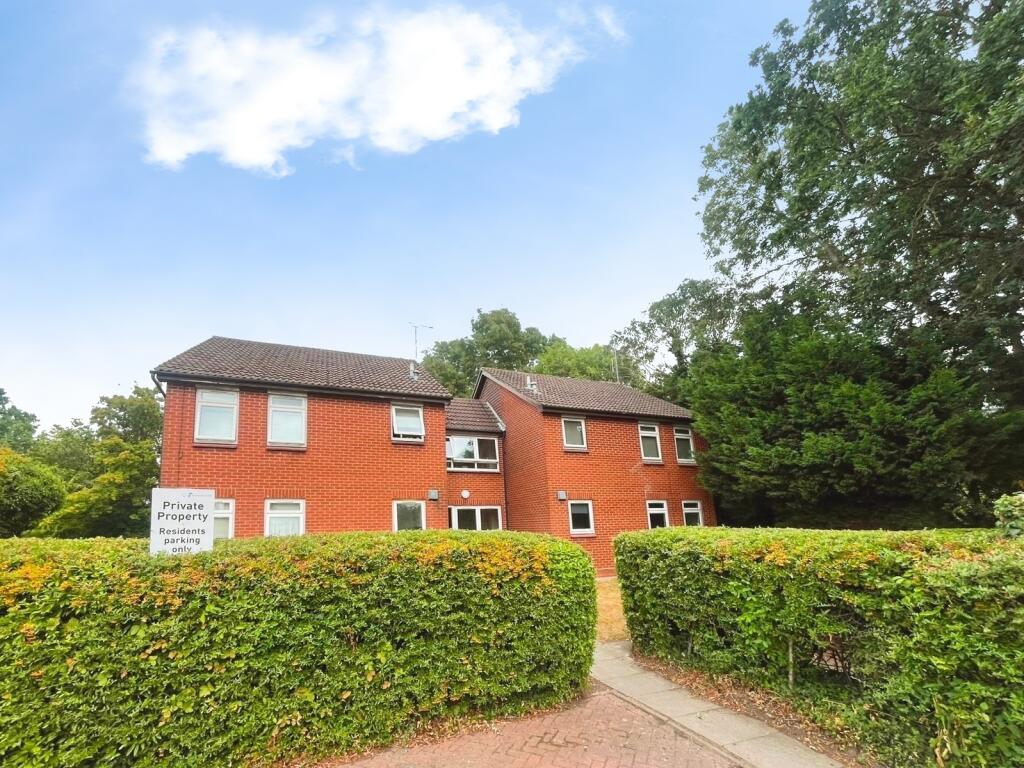 Main image of property: Arlidge Crescent, Kenilworth, Warwickshire