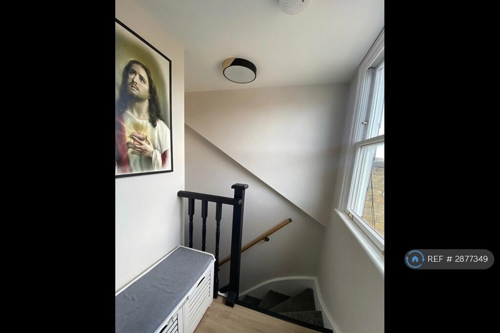 4 bedroom terraced house for rent