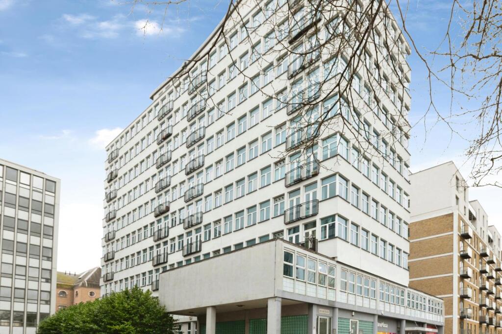 Main image of property: Skyline Plaza, 45 Victoria Avenue, Southend-On-Sea, Essex, SS2