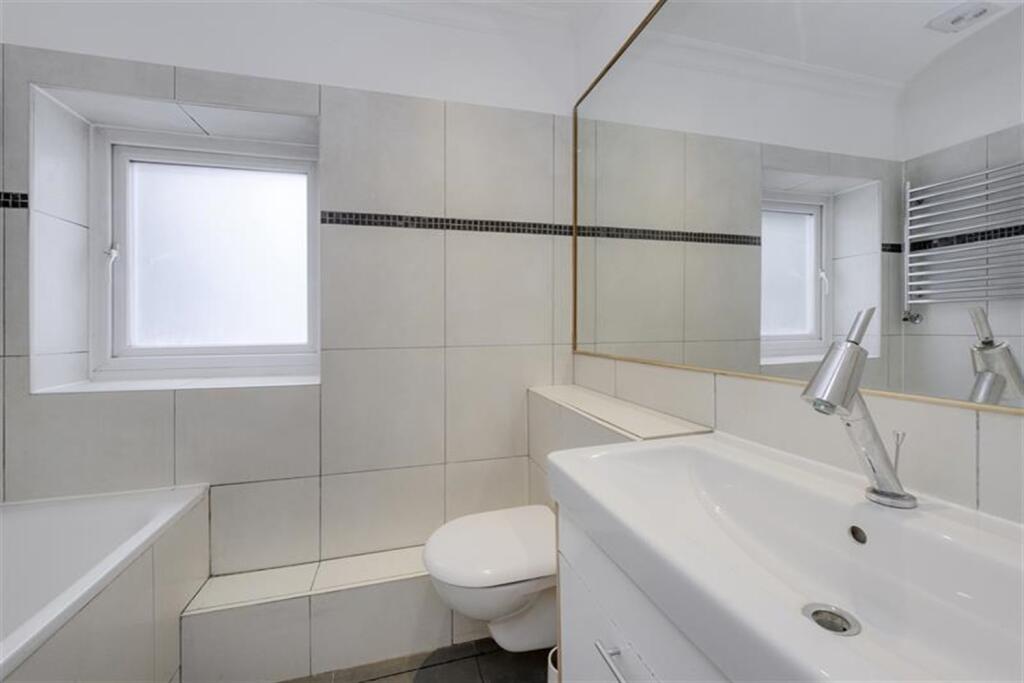 Apartment in London, Earl's Court - View 5