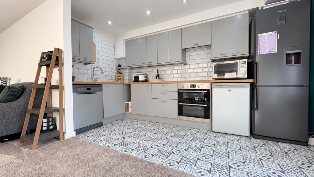 Apartment in Taunton - More