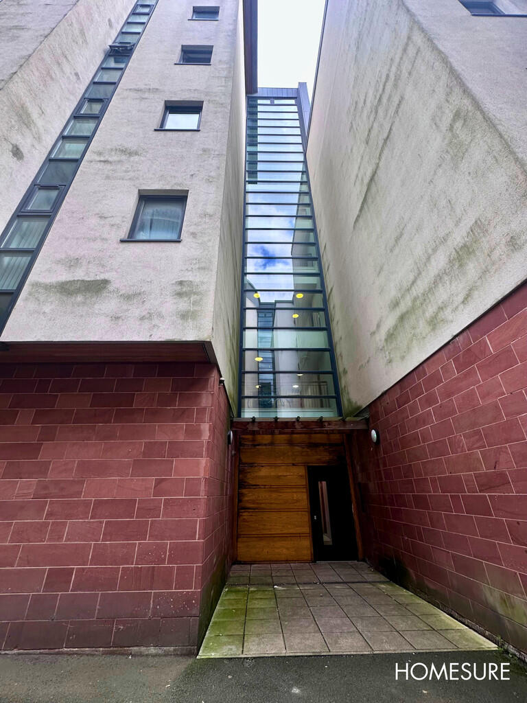 Main image of property: Chandlers Wharf, 24 Cornhill, Liverpool, L1 8DS