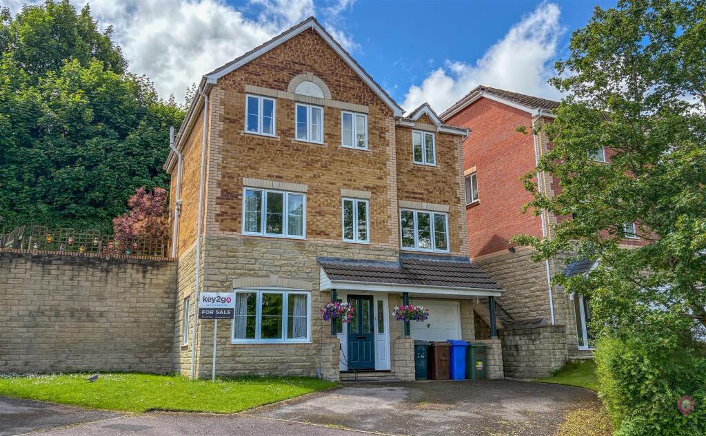 Main image of property: Moorthorpe Rise, Owlthorpe, Sheffield, S20