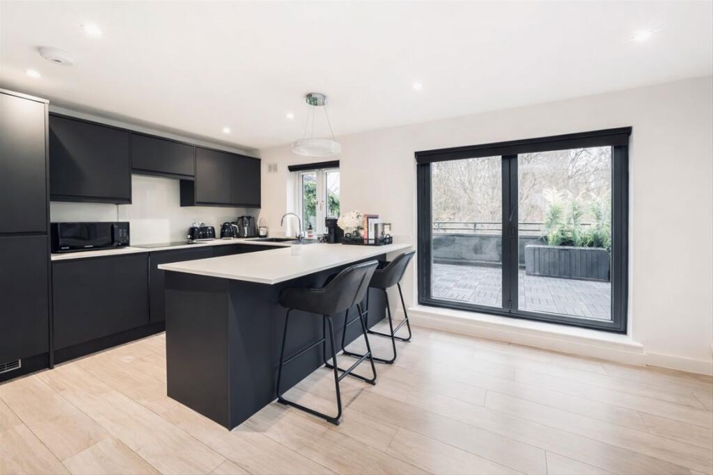 Main image of property: Wine Close, Wapping