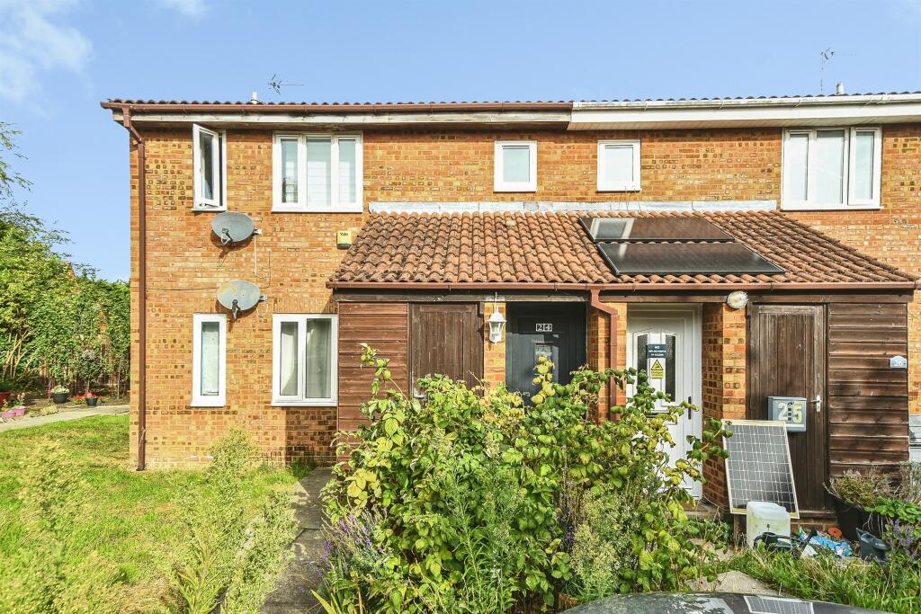 Apartment in Stratton St Margaret, Swindon - View 2