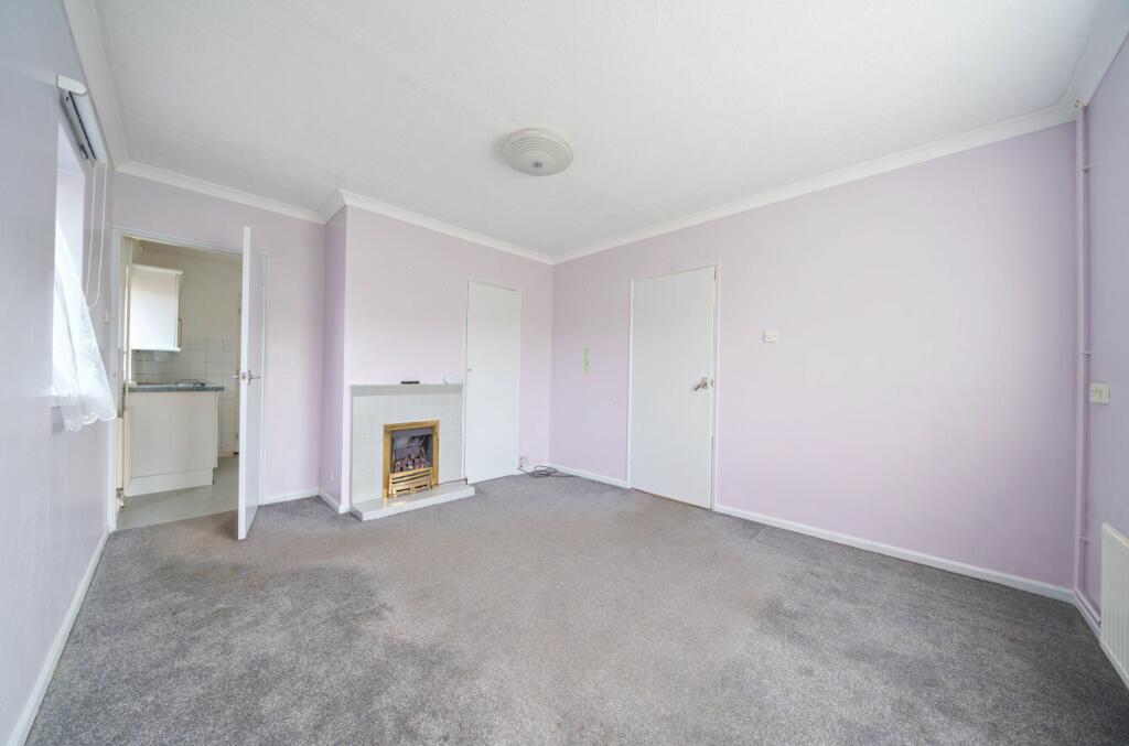 Mountwood Road, Selsey, PO20 photo 3