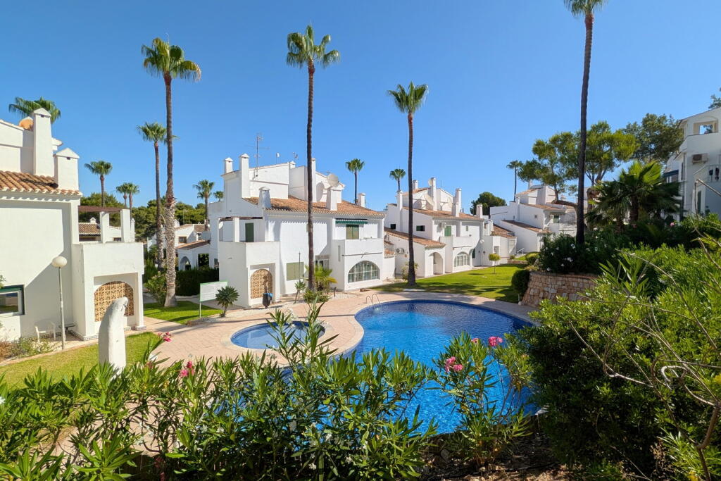 Main image of property: Valencia, Alicante, Villamartin