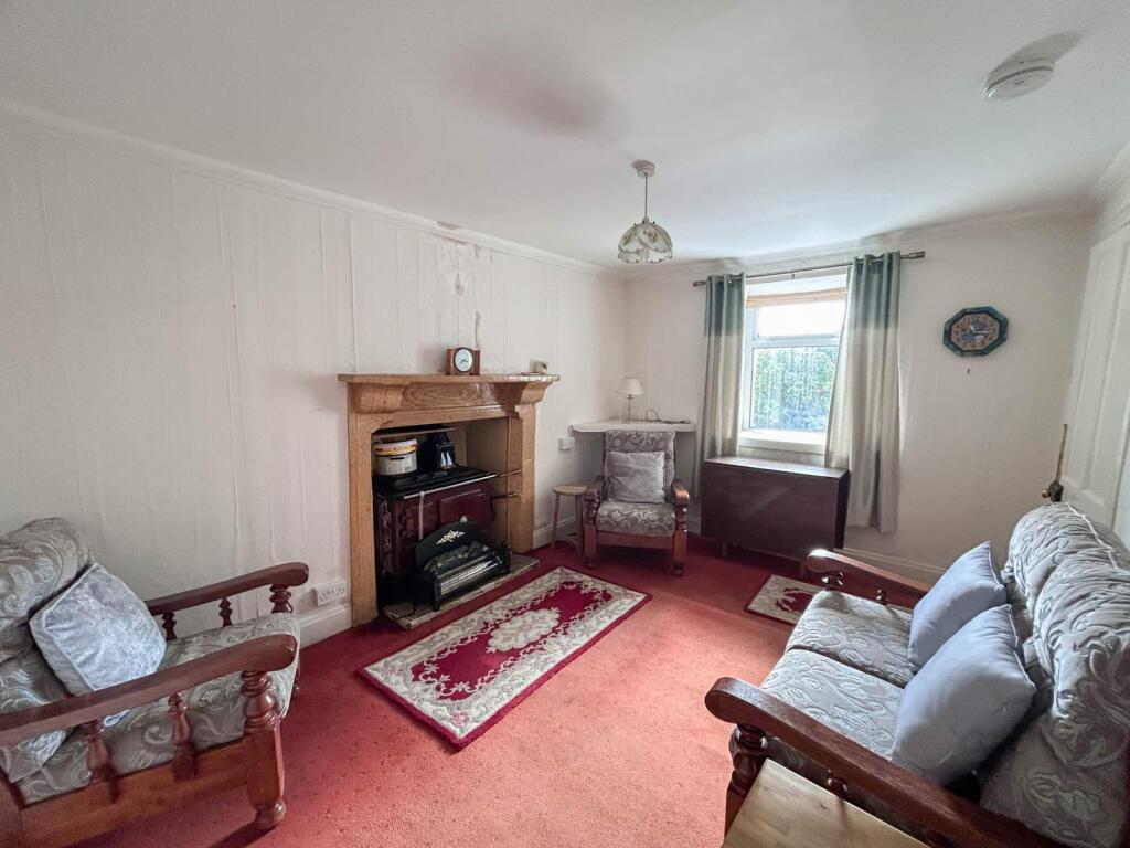 House in Inverness, Highland - More
