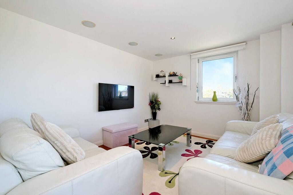 Apartment in Aberdeen, Craigiebuckler, Craigiebuckler and Seafield - View 3