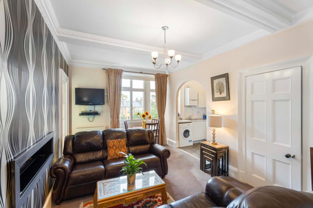 Apartment in Edinburgh - View 5