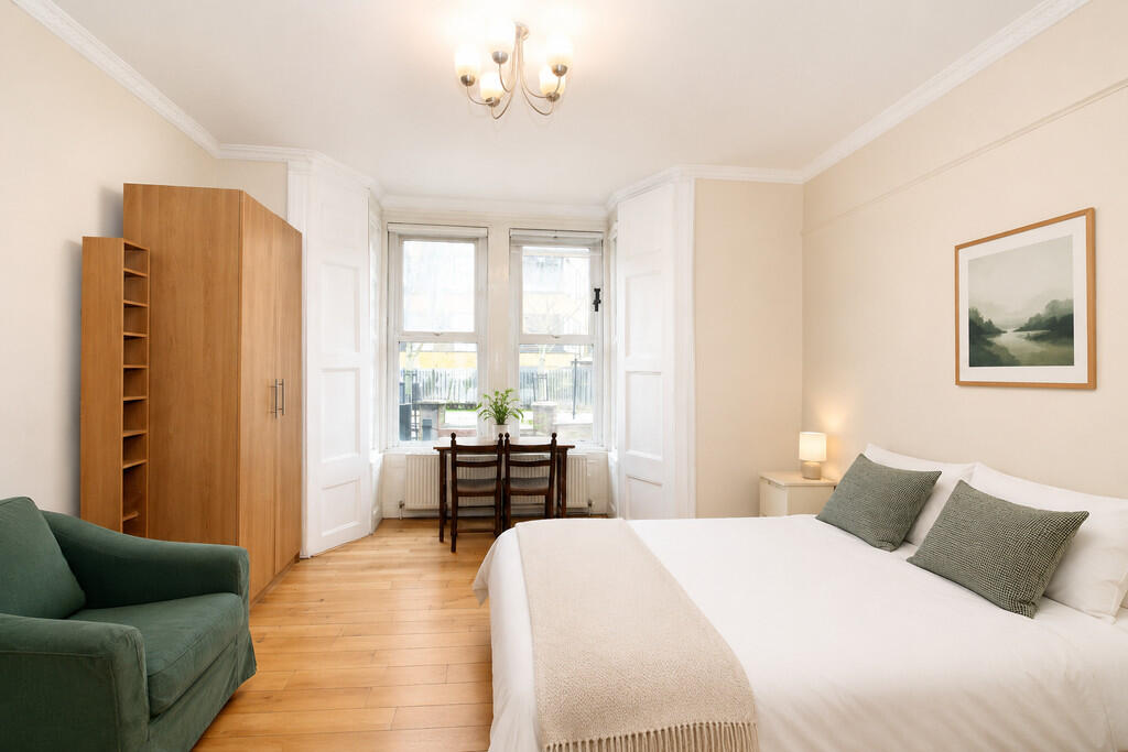 Apartment in London - View 5