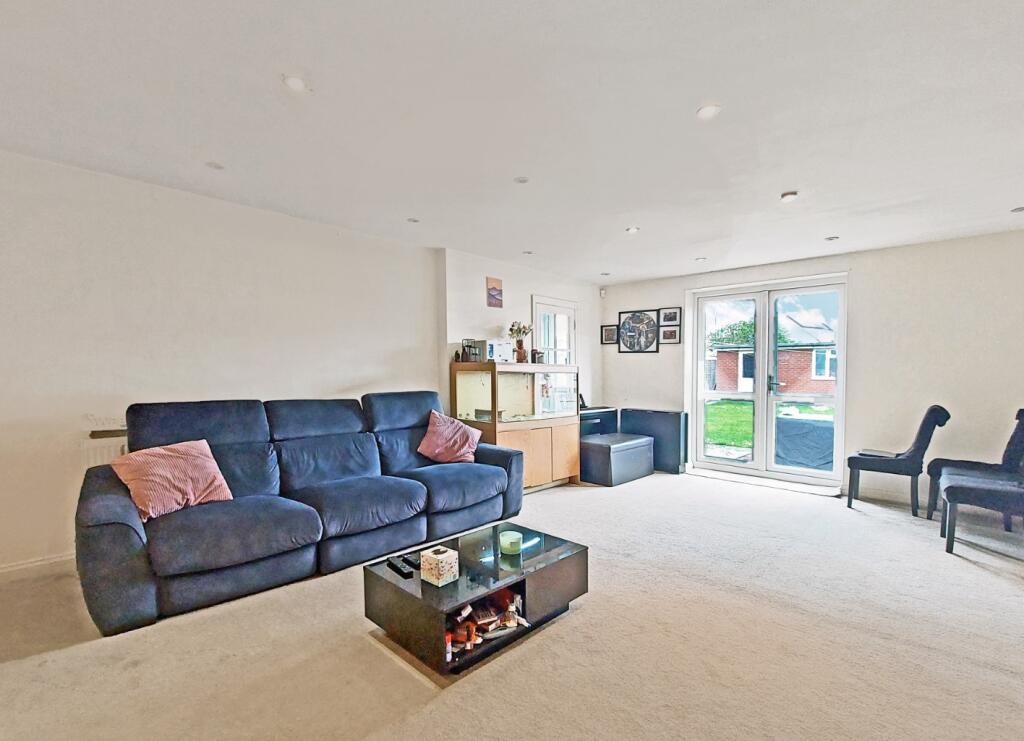 House in London - View 3
