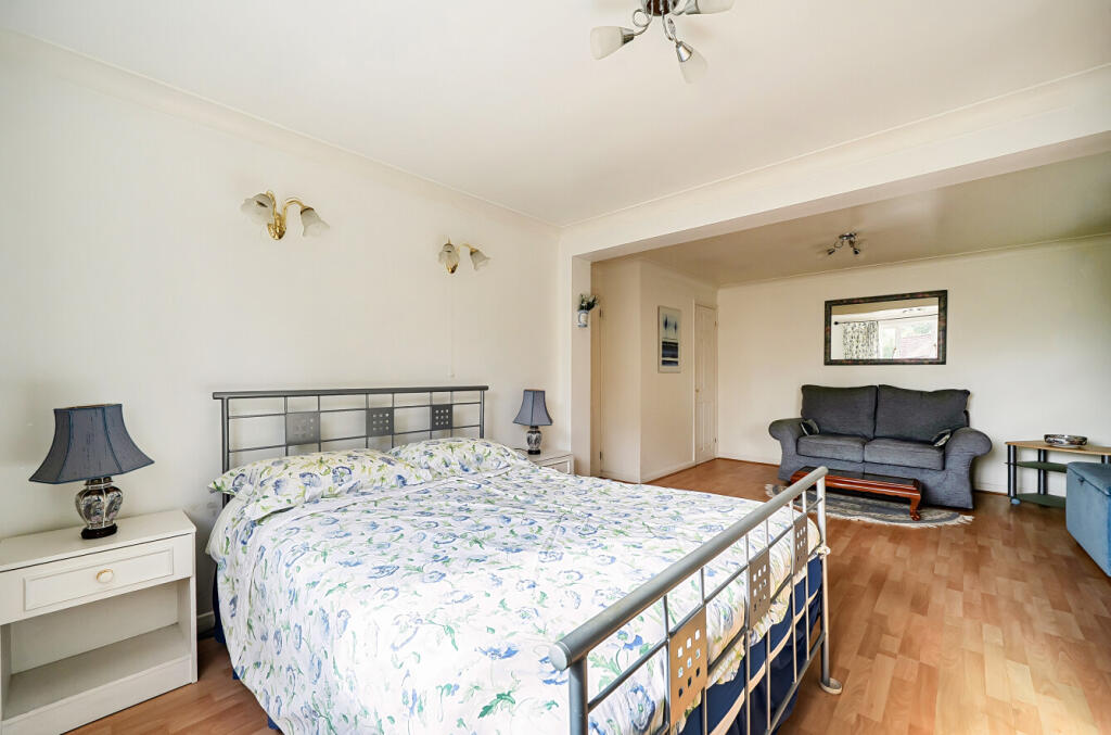 House in Reading - View 5