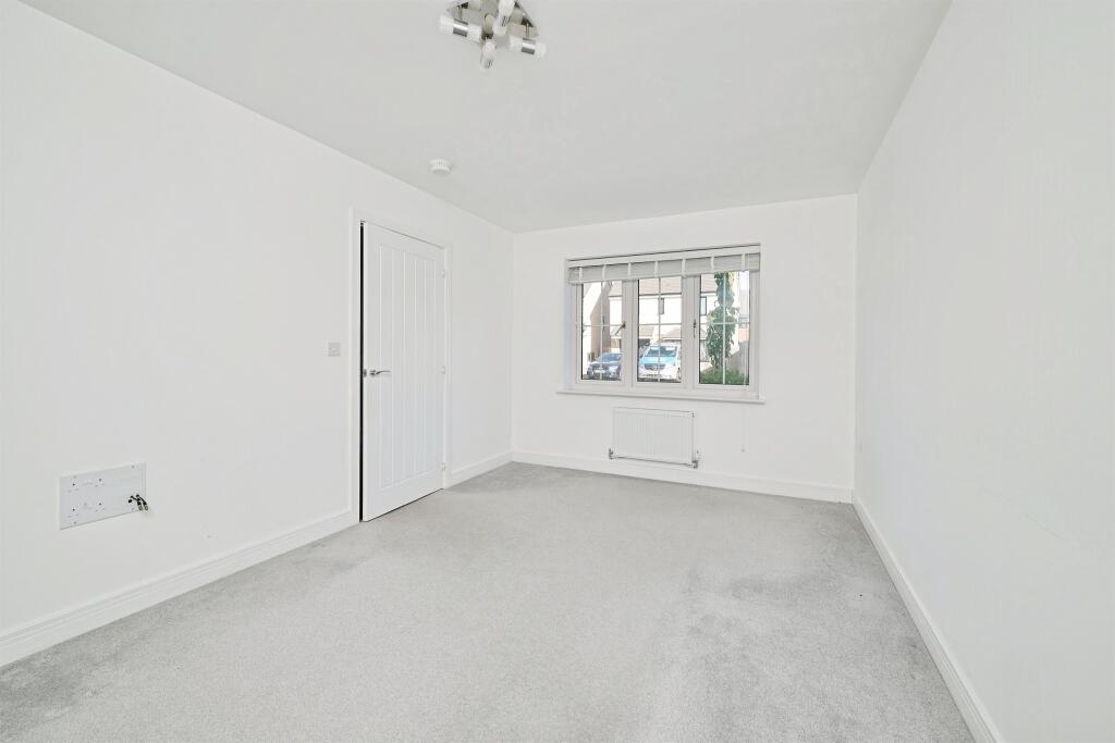 House in East Cambridgeshire, Witchford - View 4