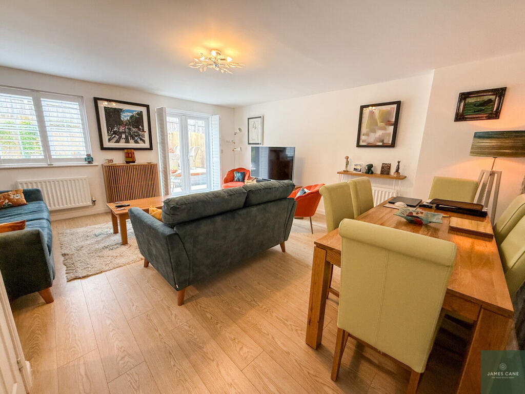 House in Threemilestone, Truro, Kenwyn - More