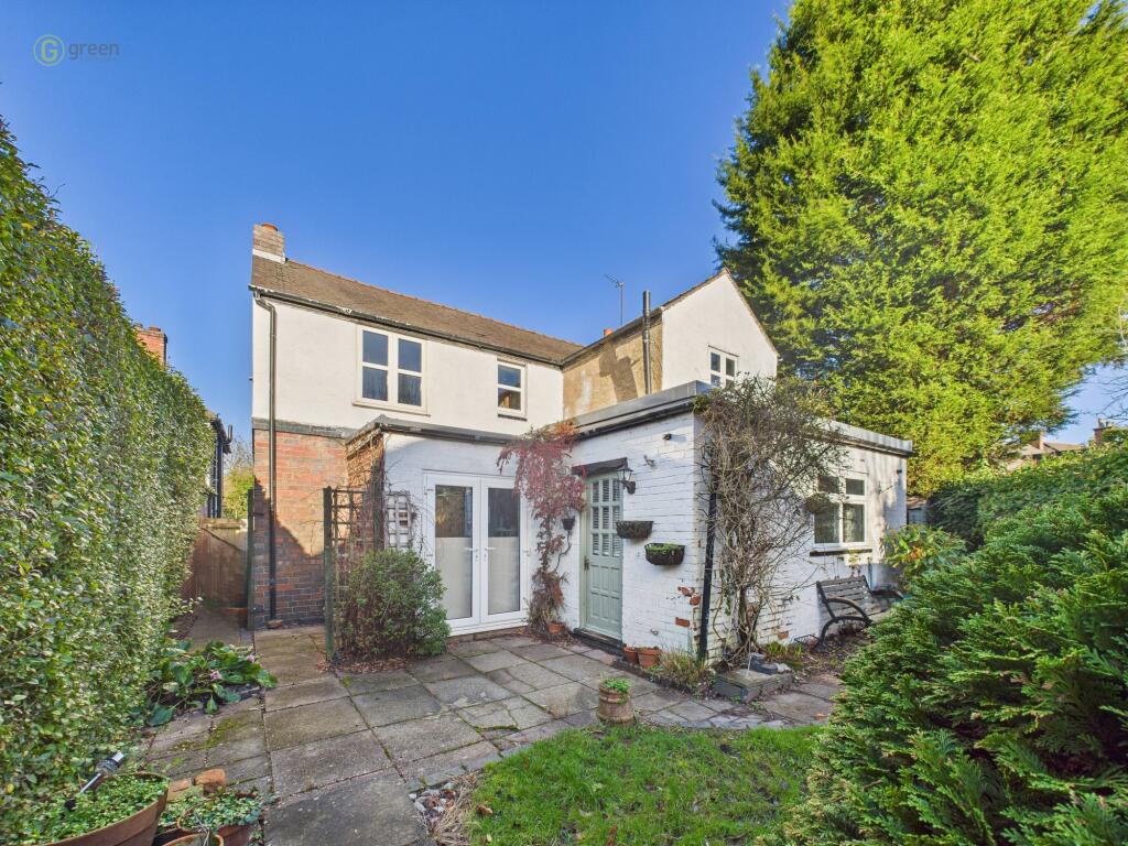 House in Tamworth, Staffordshire - View 2