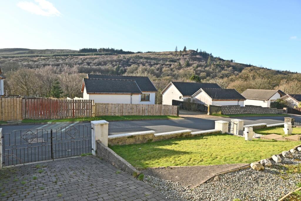 94 Ardenslate Road, Kirn, Dunoon, Argyll and Bute, PA23 8HX photo 4