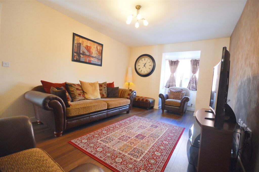 House in Northampton, Headlands - View 2