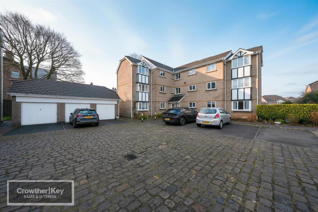 Main image of property: Silverlands Park, Buxton