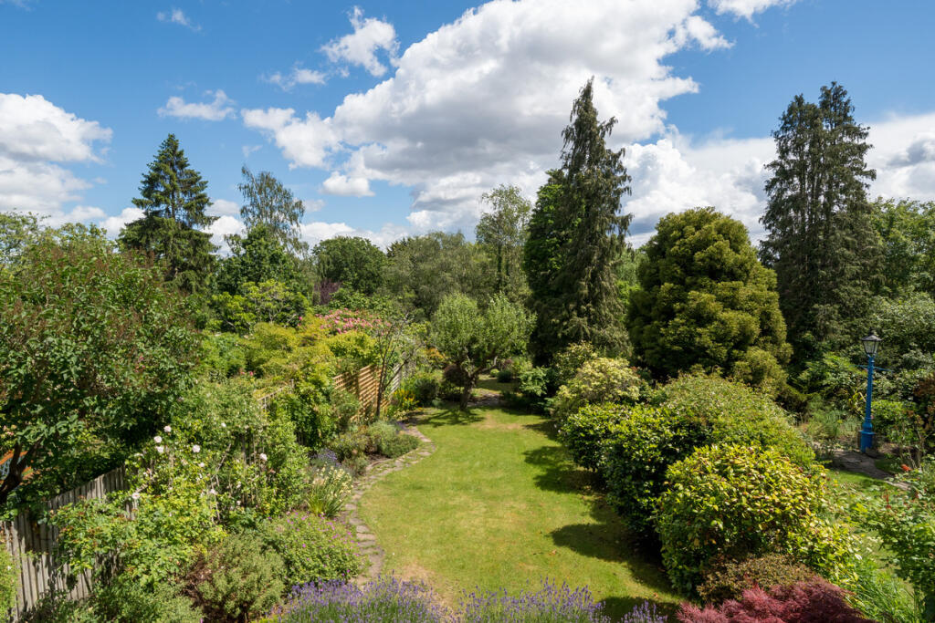 House in London, Muswell Hill - View 2
