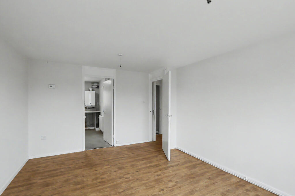 Apartment in Sheffield - View 5