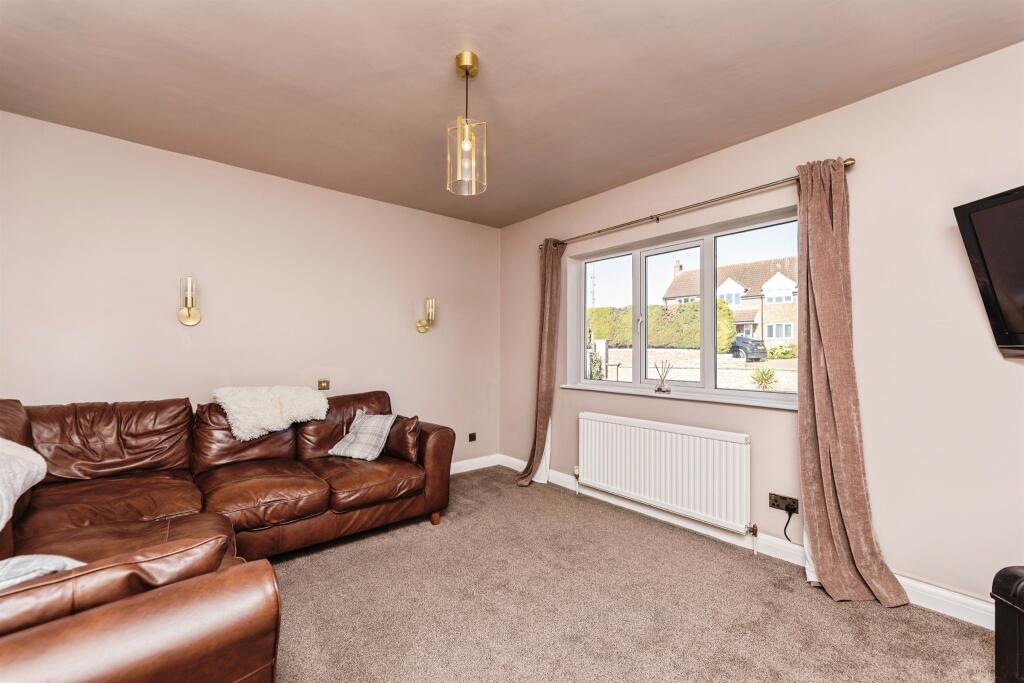 Silver Street, Whitley, Goole photo 3