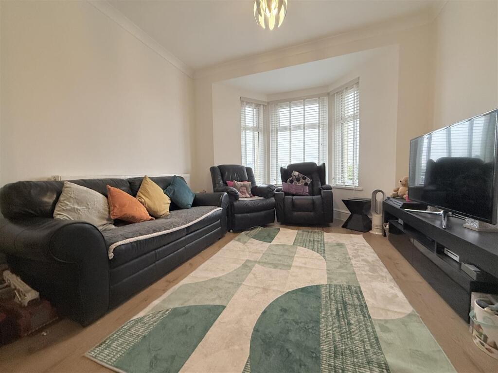House in Aberdare, Hirwaun - View 5