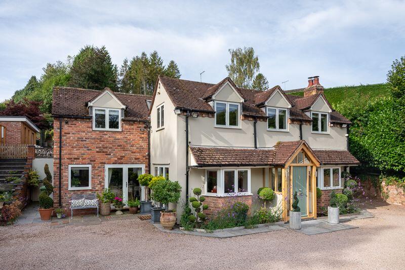 Main image of property: Hillpool, Chaddesley Corbett, DY10 4PD