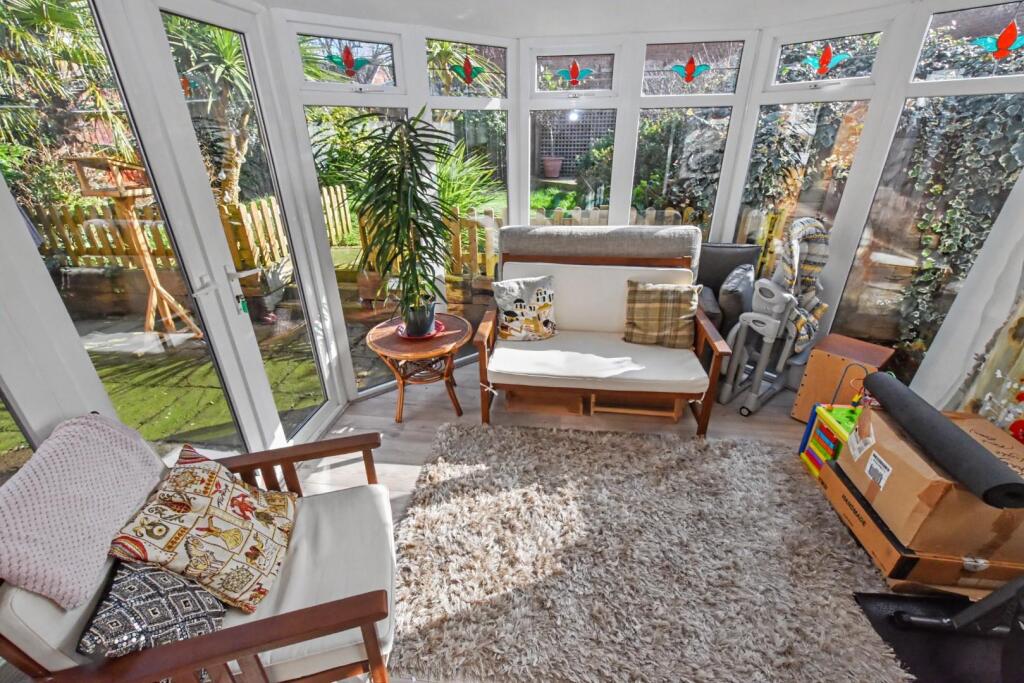 House in Wootton, Wootton Fields - View 5
