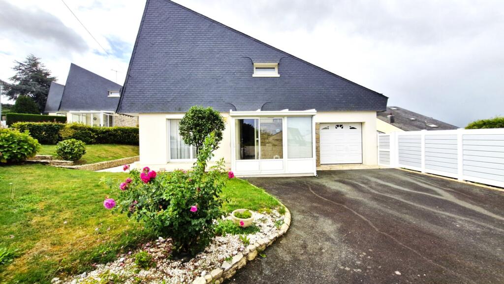 Main image of property: 22260 pontrieux