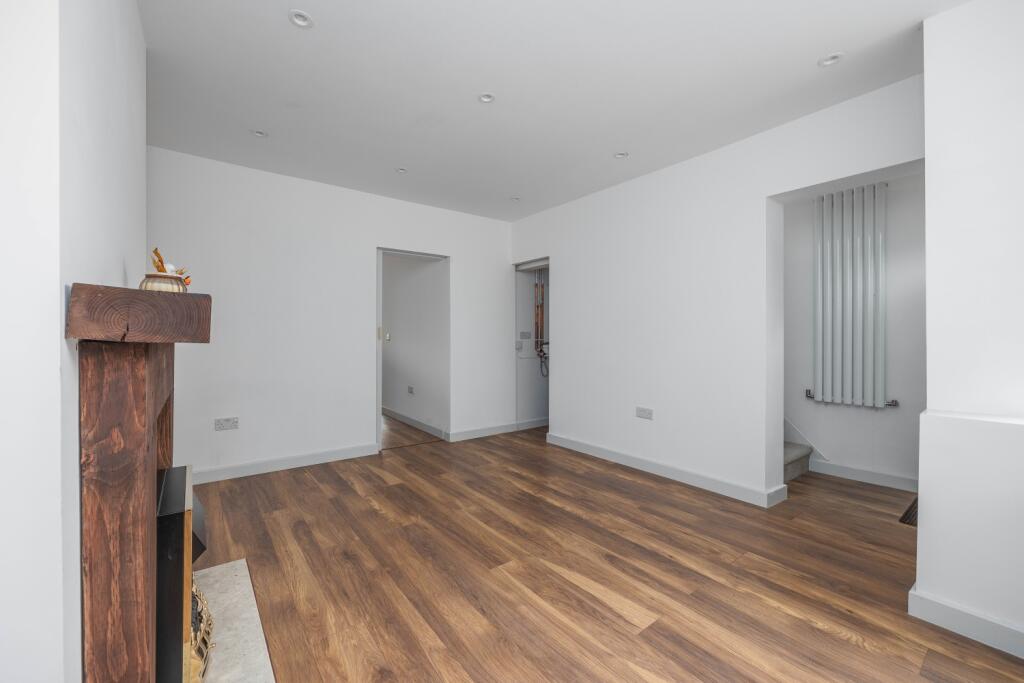 House in Walsall, Ashmore Lake - View 5