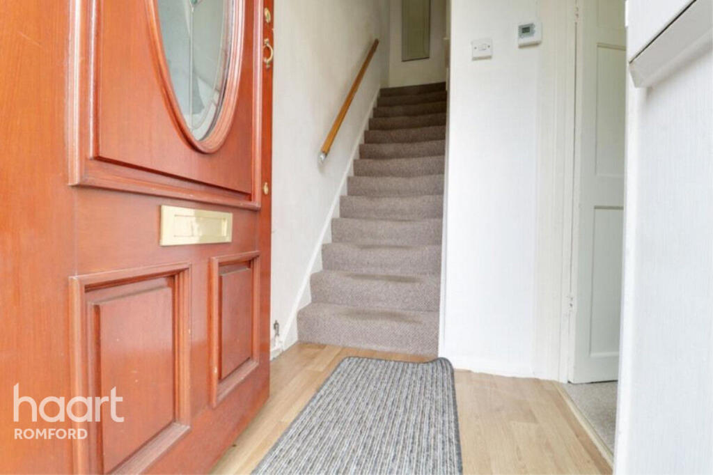 House in Romford - View 4