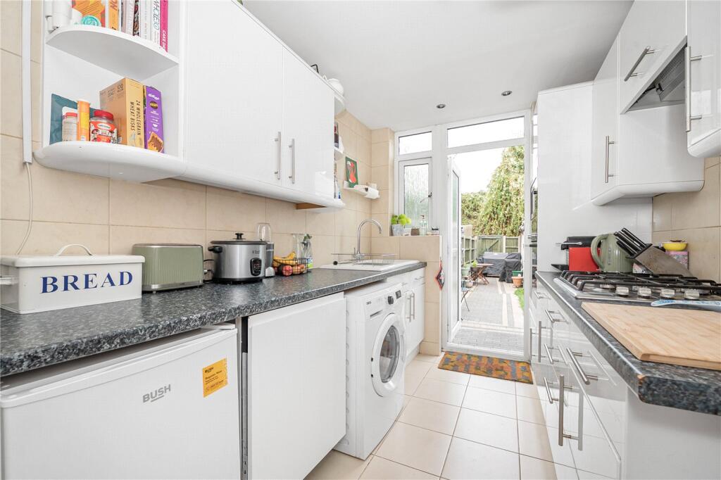 House in Twickenham - View 5