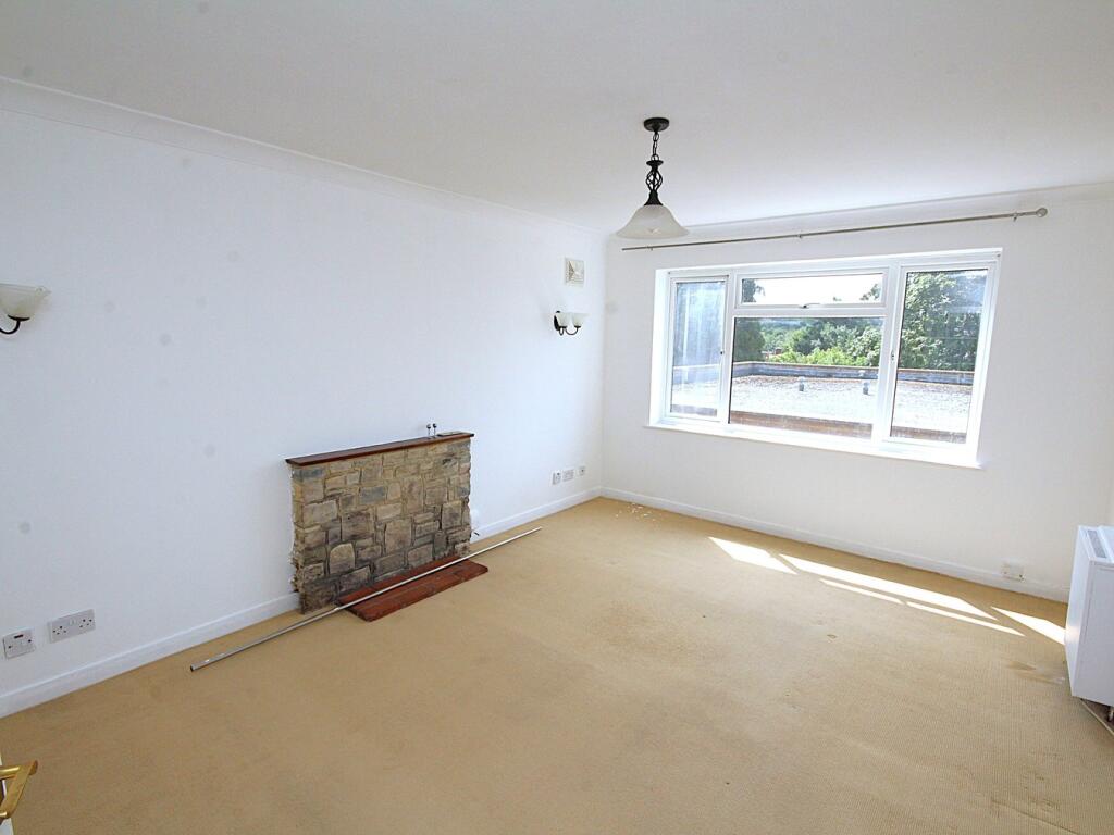 Apartment in Poole - View 2