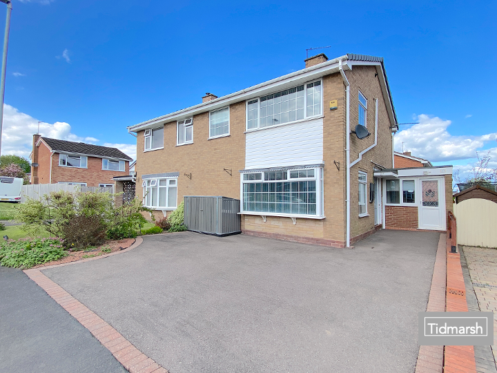 Main image of property: 37 Stretton Gardens, Codsall WV8 1AL
