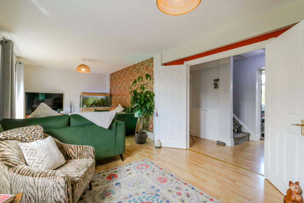 The Drive, Goffs Oak, EN7 photo 4