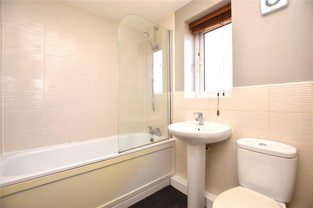 Apartment in Leeds, West Yorkshire - More