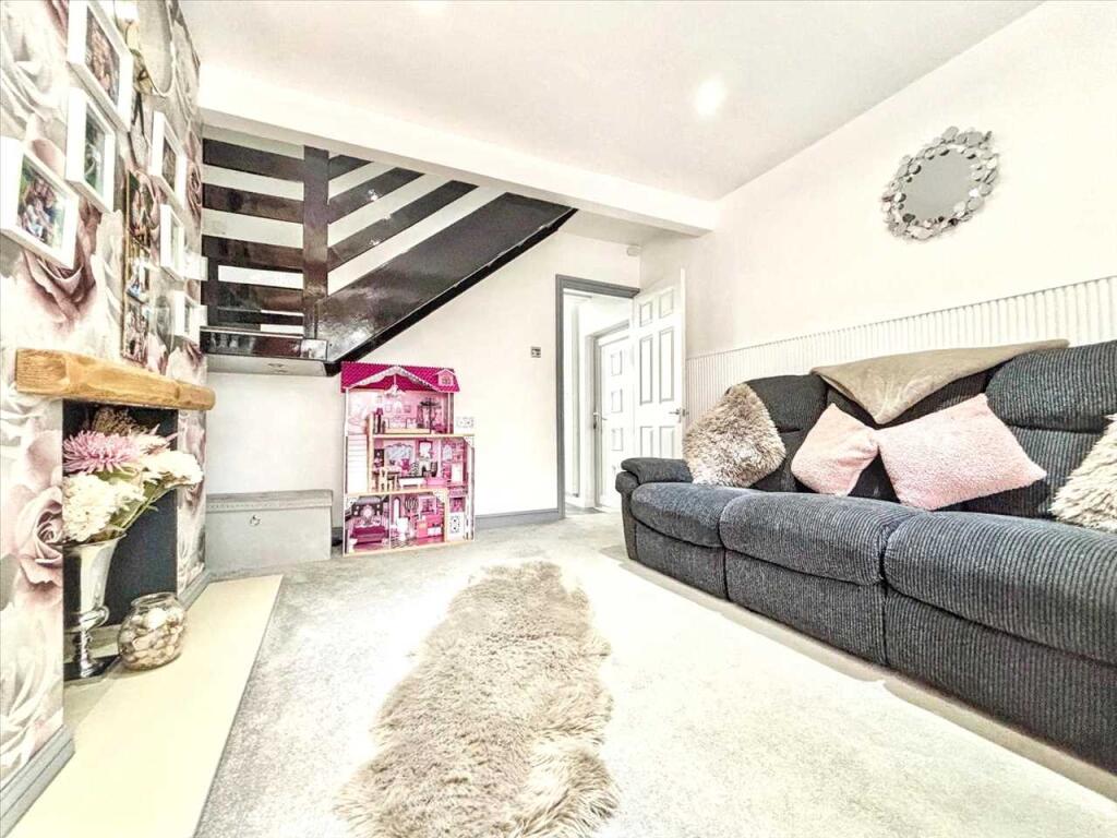 Sutton Road, Huthwaite, Sutton in Ashfield photo 3