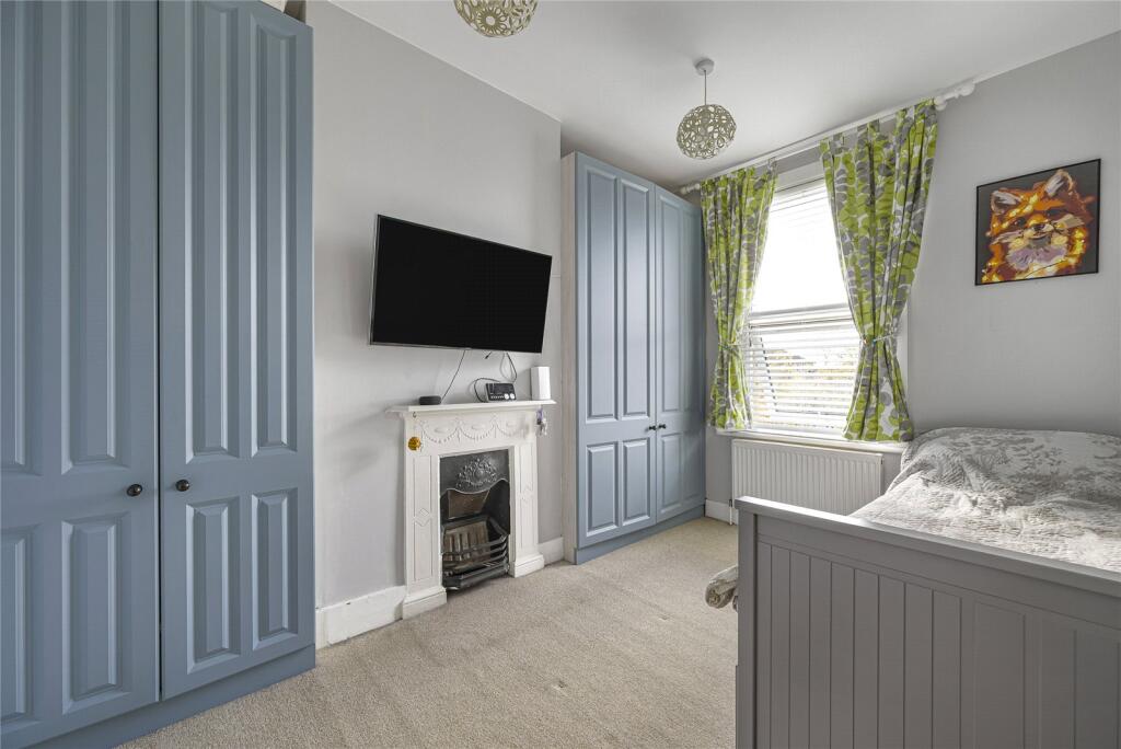 House in London - View 5