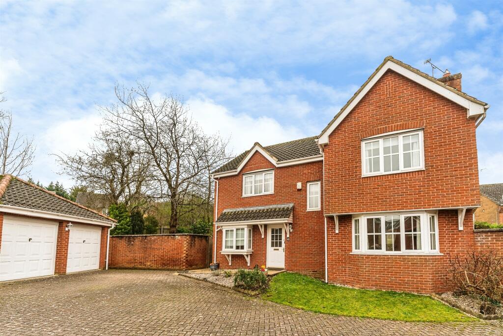 Main image of property: Juno Way, Swindon