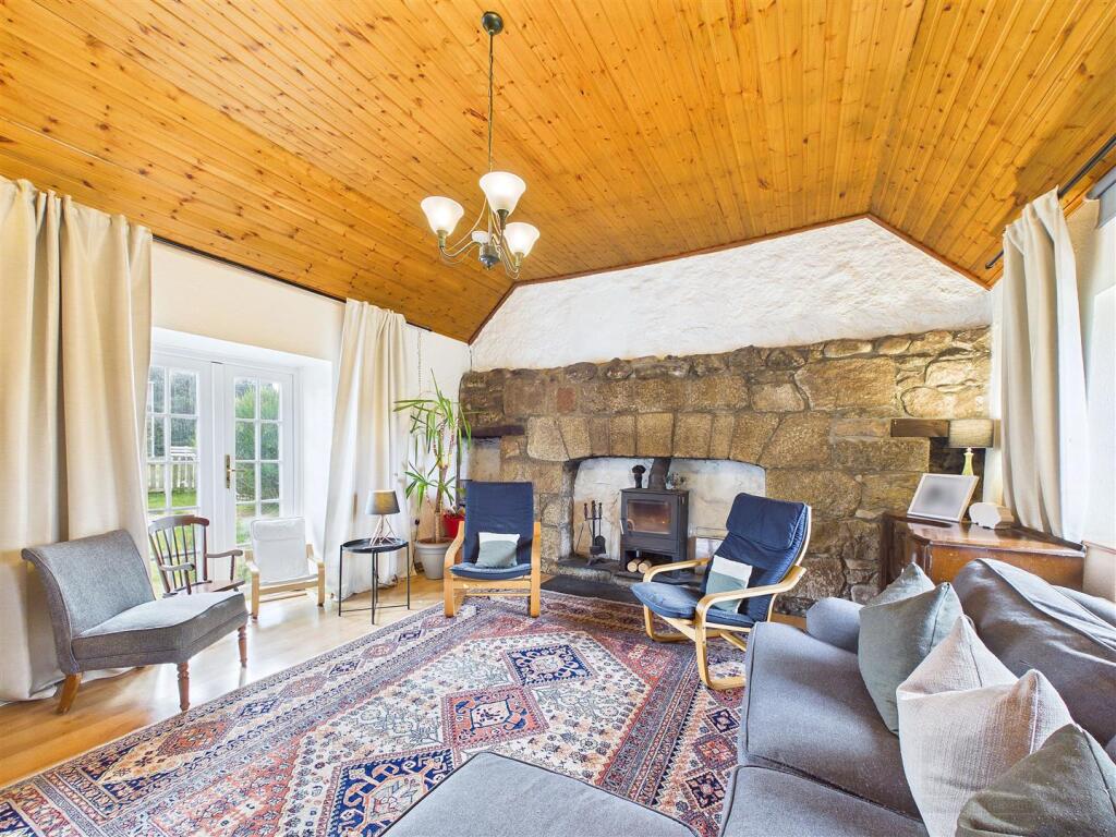 House in Perth - View 2