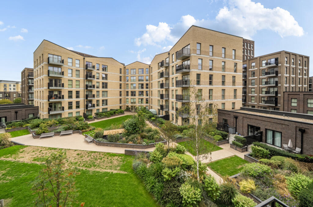 1-bed flat on Palmer Street, Reading, Berkshire, £185,000
