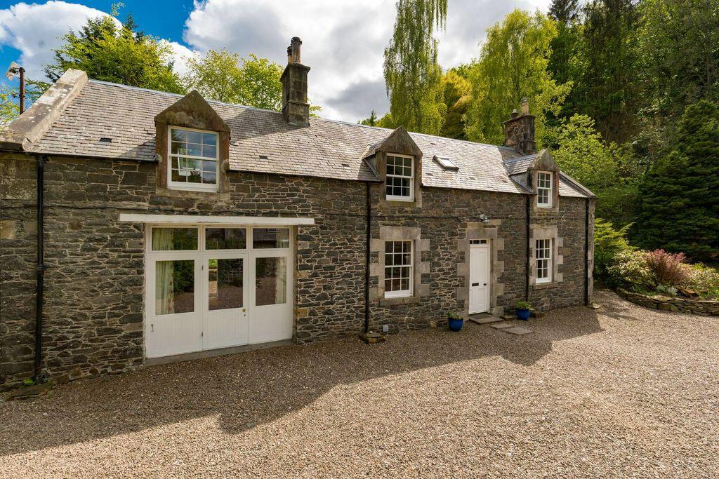 House in Cardrona, The Scottish Borders - View 3