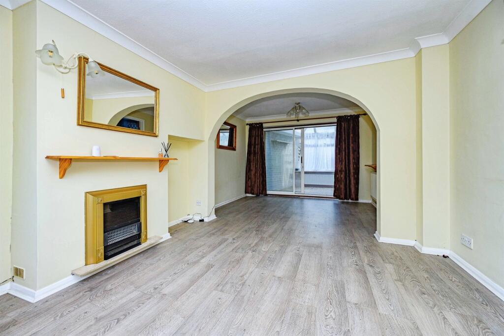 House in Dacorum, Hertfordshire - View 3