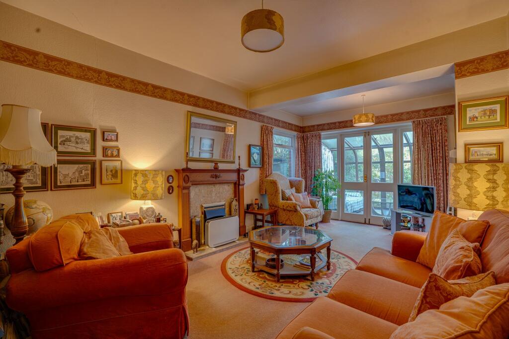 House in Eastleigh, Hook, Ampfield - View 2