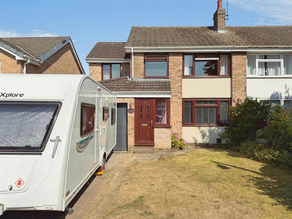 Main image of property: Lockwood Avenue, South Anston, Sheffield