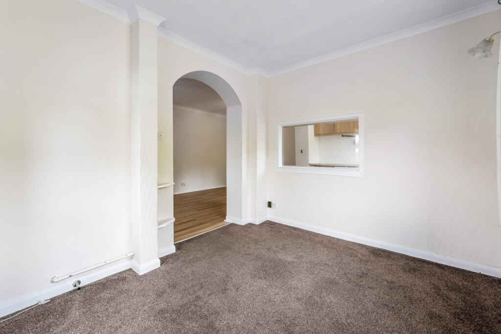 Castle Road, Newton Mearns photo 4